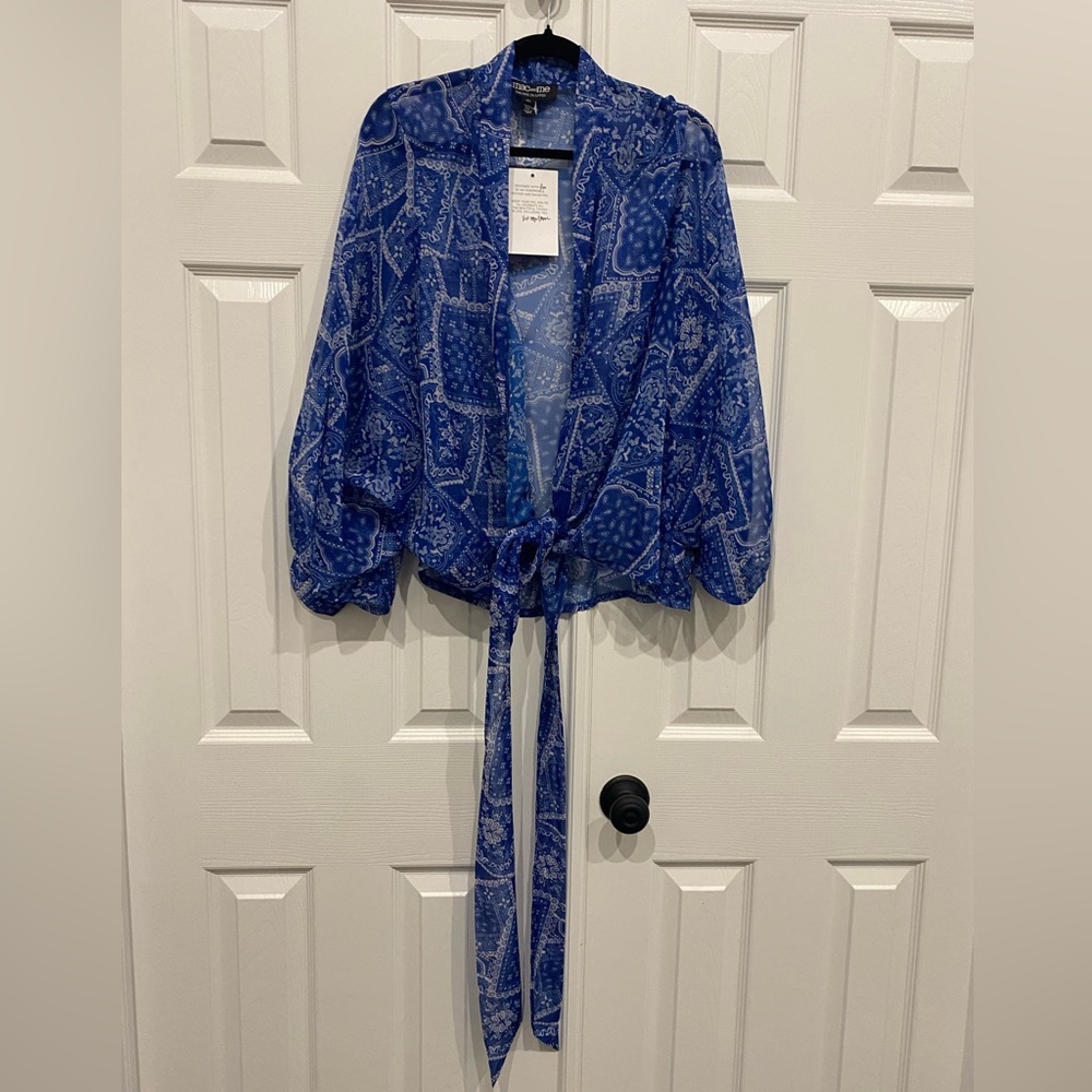 New! Mac and me tie front kimono wrap blue